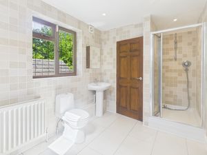 Master Ensuite- click for photo gallery